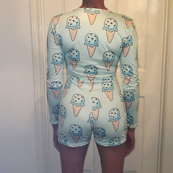 Mint Ice Cream Print Sleeping Onesies w/ shorts - Picture 3 of 4